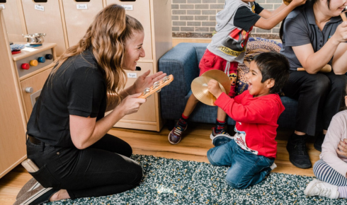 Create a Comfortable and Safe Feeding and Play Environment